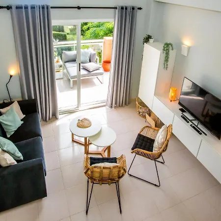 Clemenvillas I By Interhome