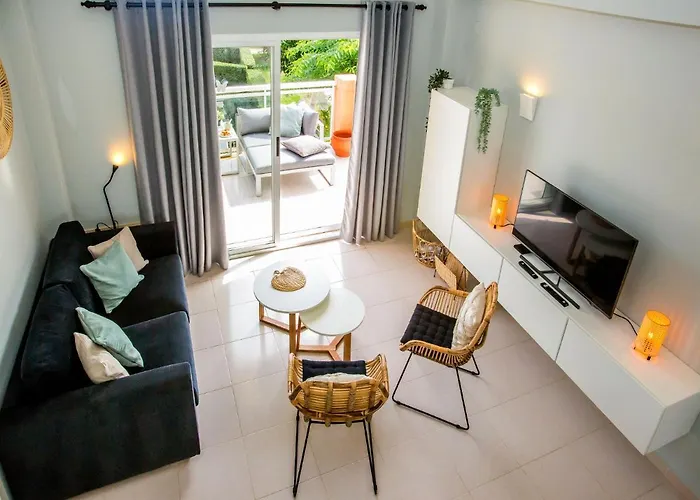 Clemenvillas I By Interhome