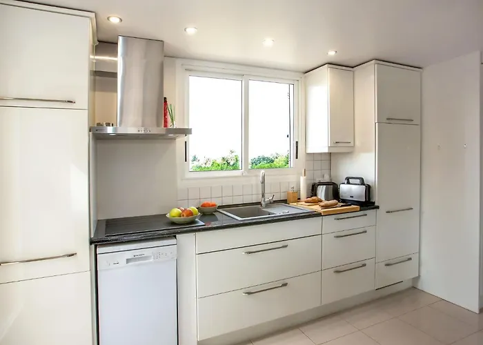 Clemenvillas I By Interhome Daire *